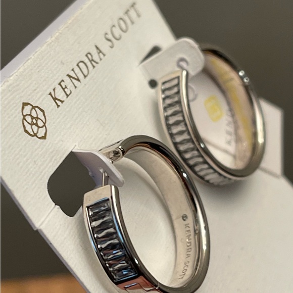 NWT Kendra Scott Jack Gold Hoop Earrings - Picture 12 of 13